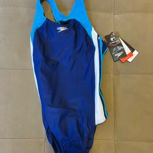 NWT Speedo Girls Size 12
